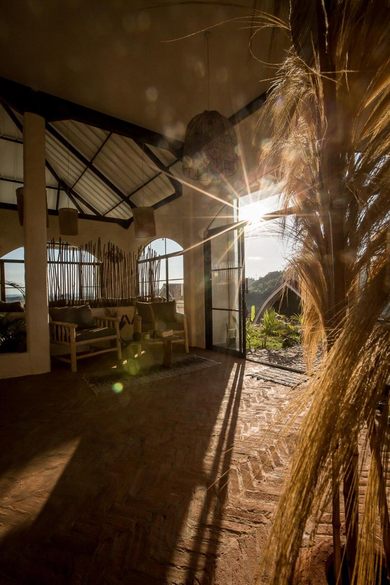 Drop In Surf Lodge Kuta  Zewnętrze zdjęcie