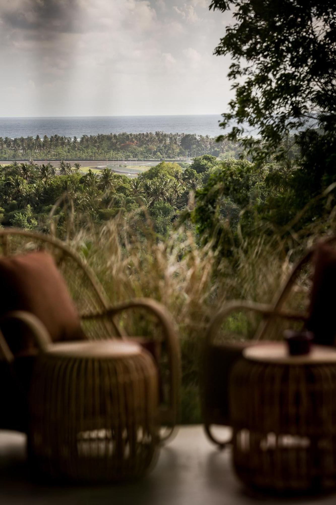 Drop In Surf Lodge Kuta  Zewnętrze zdjęcie
