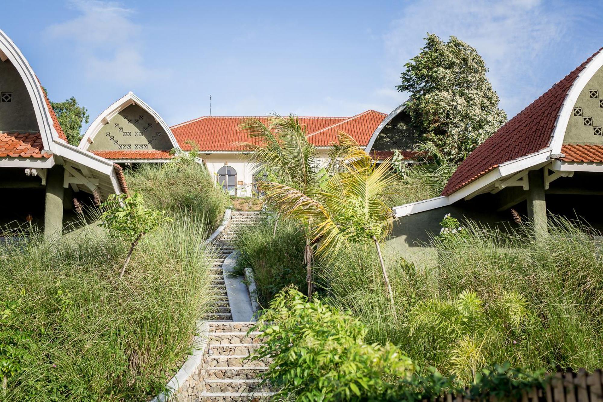 Drop In Surf Lodge Kuta  Zewnętrze zdjęcie